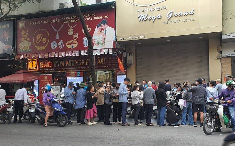 Giá vàng chiều 29/10: Bất ngờ đảo chiều, cửa hàng vàng ra thông báo mới khiến nhiều người đứng ngồi không yên