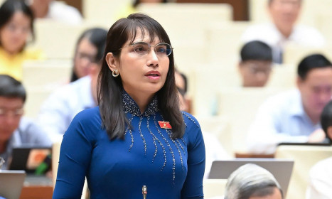 Không nên để người trẻ đắm chìm trong 'tổng tài bá đạo' trên mạng xã hội