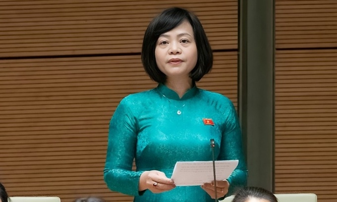Không nên để người trẻ đắm chìm trong 'tổng tài bá đạo' trên mạng xã hội