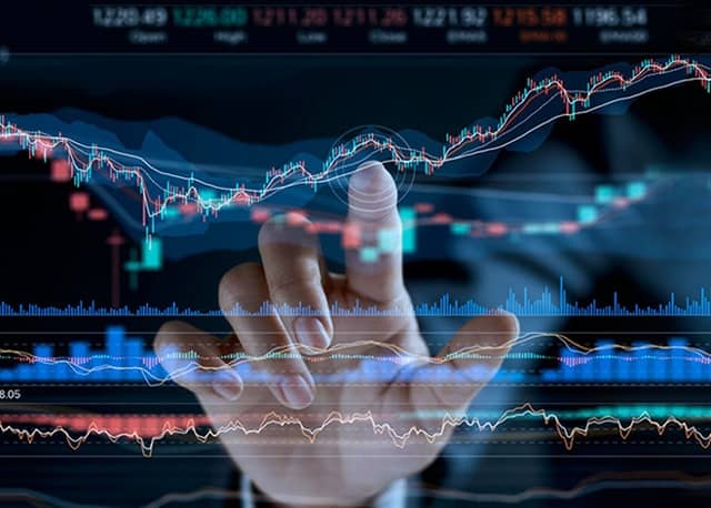 Hàng loạt công ty phải giải trình sau kết quả kinh doanh quý III/2025