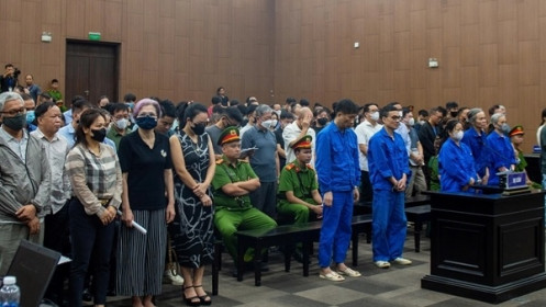 Lý do bất ngờ của nhóm cựu cán bộ tỉnh Phú Thọ đánh bạc hàng trăm tỷ đồng tại King Club