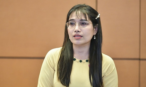 'Học theo tổng tài làm lệch lạc nhận thức giới trẻ'