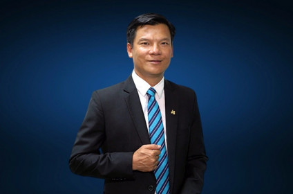 Tổng giám đốc Xây dựng Hòa Bình từ chức