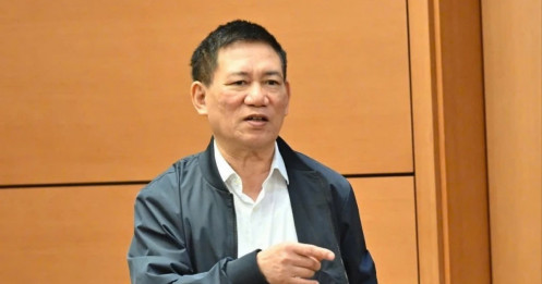 Phó Thủ tướng Hồ Đức Phớc lý giải việc mua bảo hiểm 'đóng tiền vào thì dễ, rút ra rất khó'