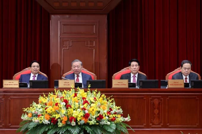 Tổng Bí thư: Chọn nhân sự Bộ Chính trị khóa 14 với '5 điểm cộng'