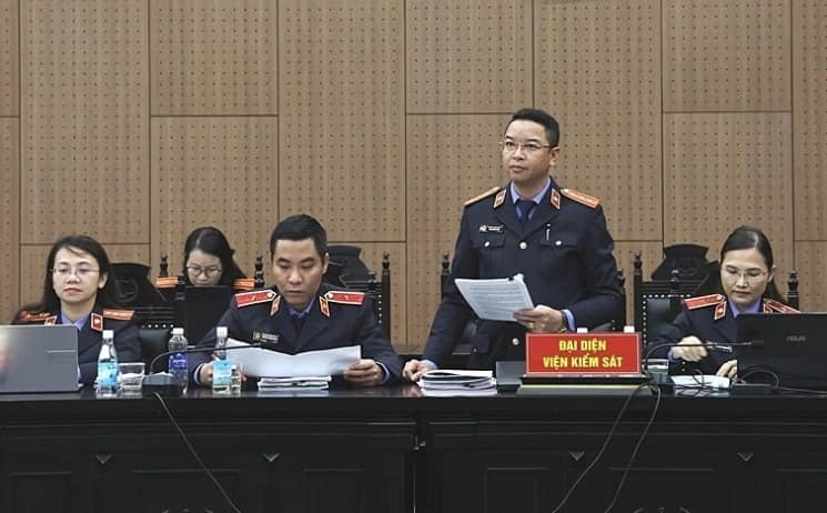 Bị cáo đánh bạc hàng triệu USD trong khách sạn Pullman nói 'hoàn cảnh gia đình rất khó khăn'