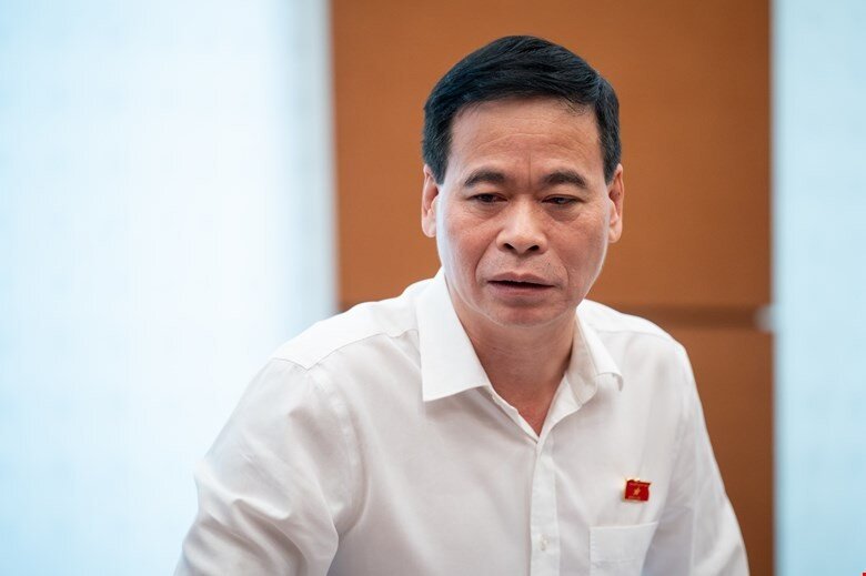 Lương 16 triệu nhưng thu nhập thêm 50-60 triệu đồng/tháng, kê khai thế nào?