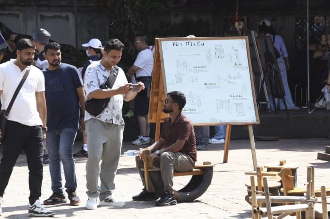 Khách đến Hà Nội tăng mạnh, đạt 91% mục tiêu năm 2024