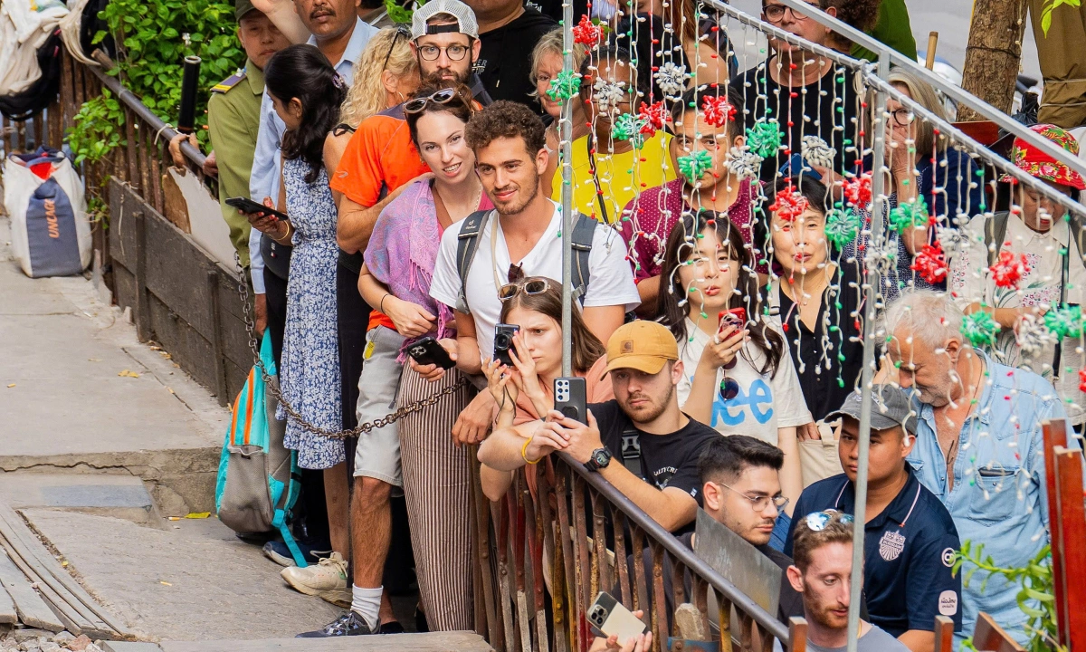 Khách đến Hà Nội tăng mạnh, đạt 91% mục tiêu năm 2024