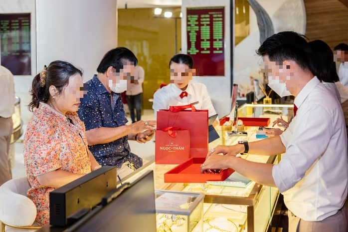 2 công ty vàng bạc đá quý bị phạt gần 1,8 tỉ đồng