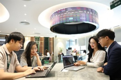 Bất chấp thị trường trầm lắng, nhà đầu tư vẫn mở mới hơn 300 ngàn tài khoản chứng khoán