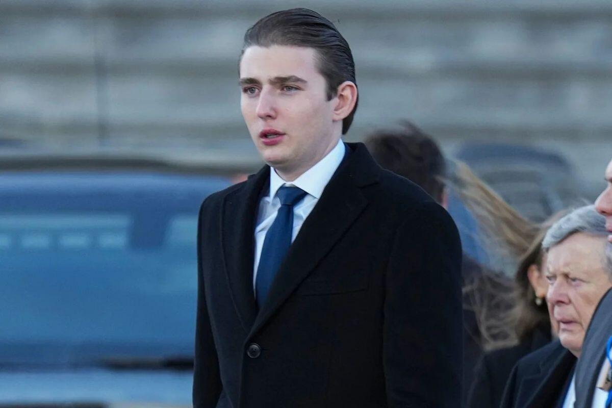 Hé lộ tài sản của Barron Trump