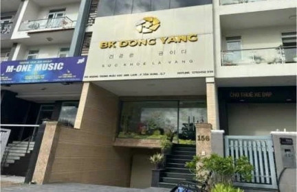 Biến quán cắt tóc, massage thành phòng khám quốc tế