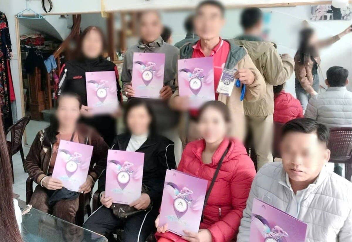Bắt 2 ông trùm lừa đào tiền ảo