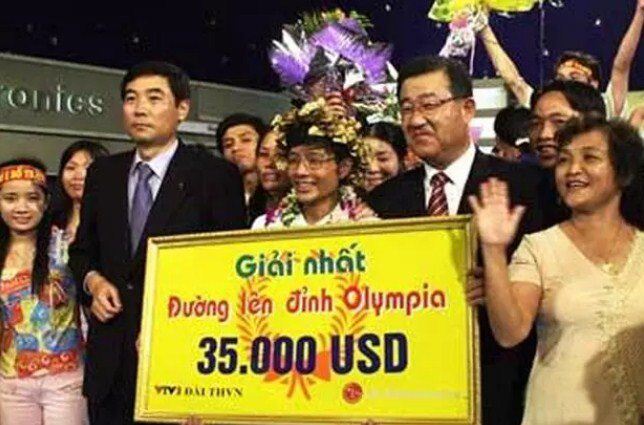 Bất ngờ với biệt thự gần 1.000m² của Quán quân Đường lên đỉnh Olympia năm thứ 6