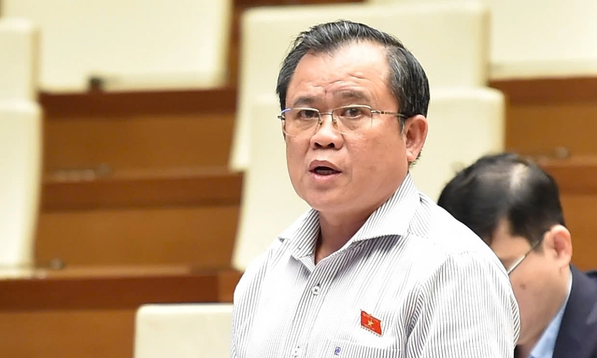 Đại biểu Quốc hội: Hãng bay cần tự động hoàn tiền cho khách bị chậm, hủy chuyến