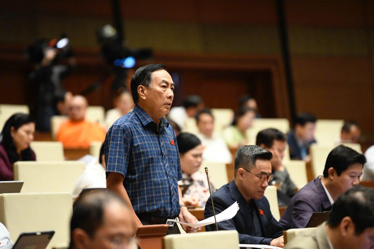 'Vừa có chủ trương tăng lương, giá hàng hóa ngoài thị trường đã tăng ngay'