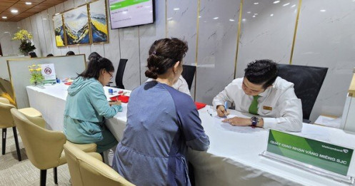 Giá vàng giảm, ngân hàng Nhà nước điều chỉnh quy định nhập khẩu vàng mới