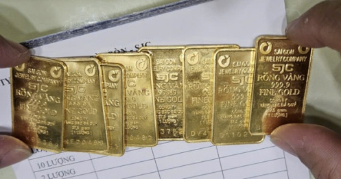 Sáng 13-11, giá vàng miếng SJC, vàng nhẫn tăng rất mạnh