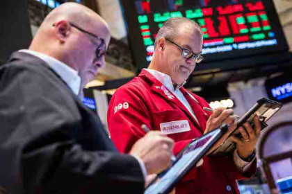 Dow Jones lao dốc gần 800 điểm, phiên giảm mạnh nhất trong hơn 1 tháng