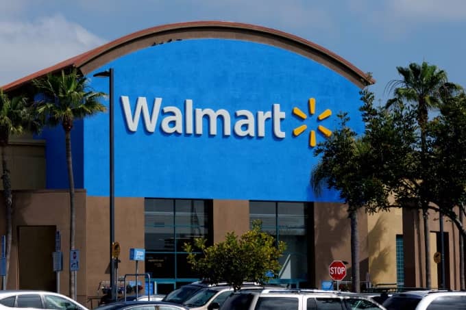 'Trùm' bán lẻ Walmart thay CEO