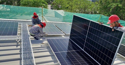 Đề xuất phạt lắp điện mặt trời mái nhà lên tới 20 triệu đồng nếu không thông báo