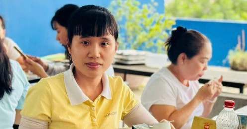 Tiền ăn giữa ca: Tính thuế và đóng BHXH thế nào cho đúng?