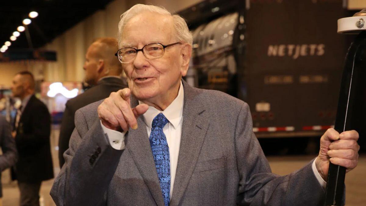 Vì sao tập đoàn của Warren Buffett đầu tư hàng tỷ USD vào Alphabet?