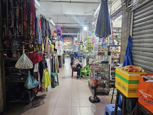 Hộ kinh doanh chật vật chuyển đổi thuế