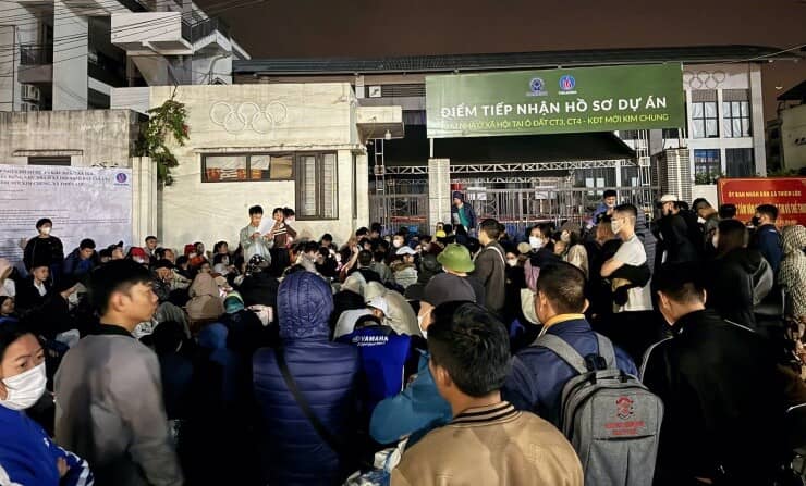 ‘Ma trận’ cò mồi nhà ở xã hội: Rao chênh hàng trăm triệu, ăn theo cả nộp online