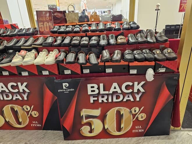 Chuyện lạ trước ngày Black Friday 2025