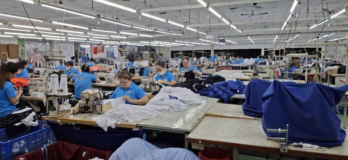 Nghỉ việc do bão lũ, ngập nước, người lao động có được nhận lương?