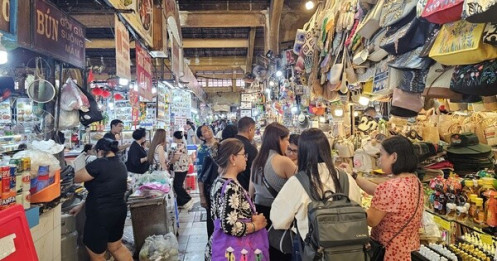 UOB: Người tiêu dùng Việt dẫn đầu khu vực ASEAN về mức độ lạc quan