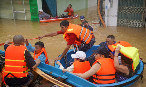 Thủ tướng huy động tổng lực phương tiện tiếp cận người dân kêu cứu