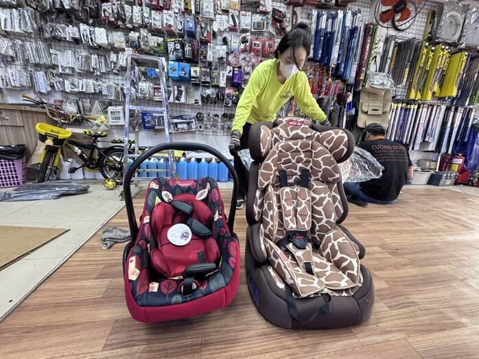 Chủ xe "rối não" không biết mua ghế an toàn nào cho trẻ