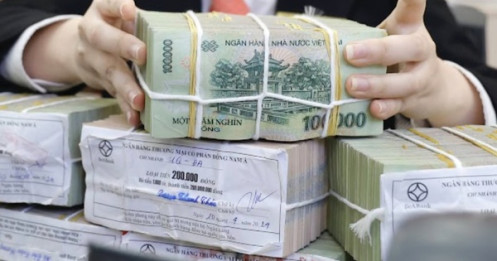 Động thái lạ của các “ông lớn” ngân hàng giữa làn sóng tăng lãi suất tiền gửi