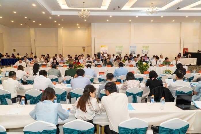 Bất ngờ số tiền gần 7 tỉ USD/năm mà lao động Việt Nam gửi về quê nhà