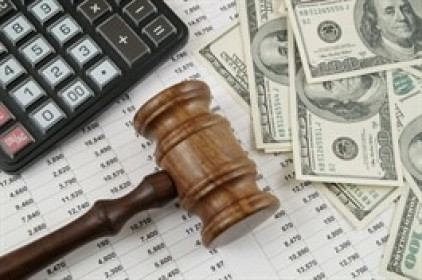 UBCKNN liên tiếp xử phạt 2 công ty chứng khoán