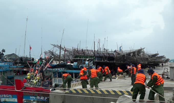 Các tỉnh Nam Trung Bộ cấm biển, lên phương án sơ tán dân ứng phó bão Koto