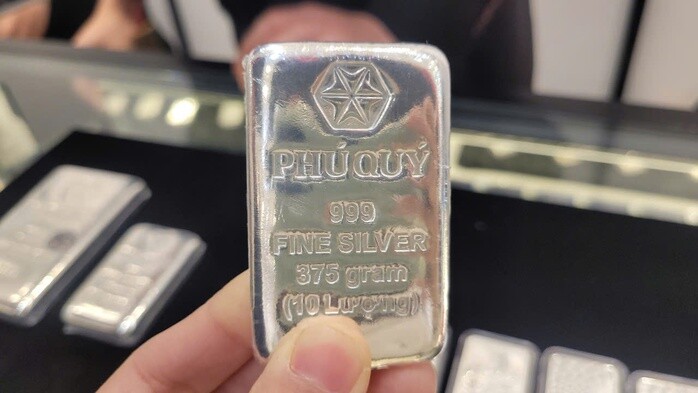 Giá bạc "nóng" trở lại, chuyên gia dự báo có thể chạm mốc 100 USD/ounce