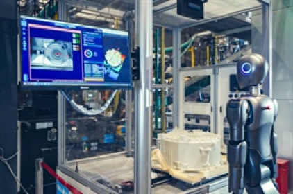 Choáng với tốc độ tự động hóa bằng Robot và AI ở nhà máy Trung quốc