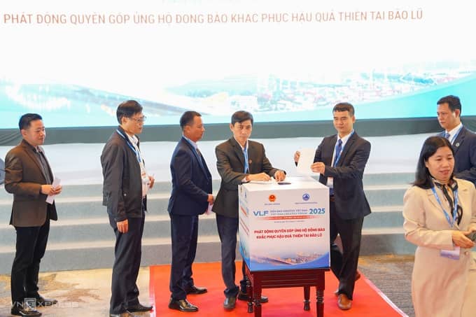 Thủ tướng yêu cầu giảm mạnh chi phí logistics, thúc đẩy cạnh tranh quốc gia