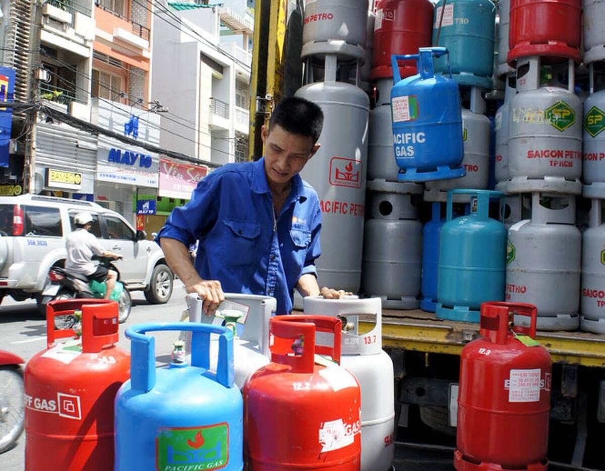 Giá gas trong nước tăng từ tháng 12 do giá thế giới đi lên