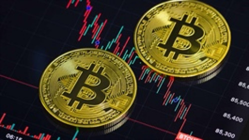 Thị trường tiền ảo lao dốc đầu tháng 12: Bitcoin mất 5.5%, Ethereum sụt hơn 6%