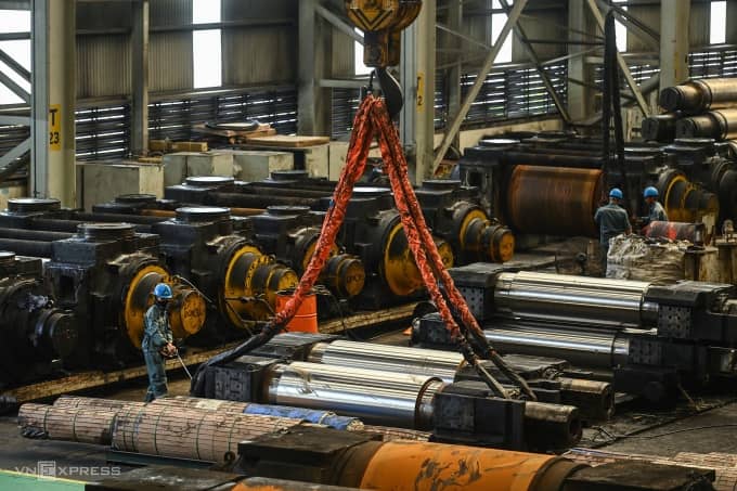 S&P Global: Sản xuất Việt Nam vẫn tăng trưởng dù gián đoạn do bão