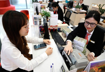 Cửa lợi nhuận ngân hàng đang thu hẹp