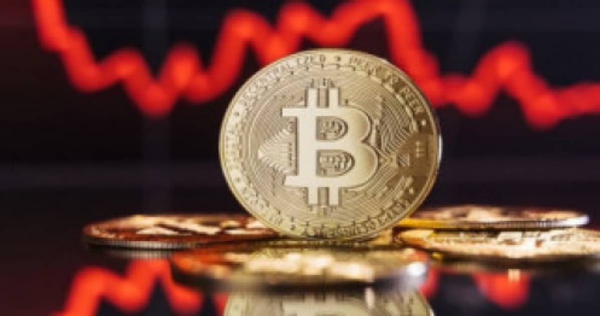 Đằng sau cú rung lắc Bitcoin