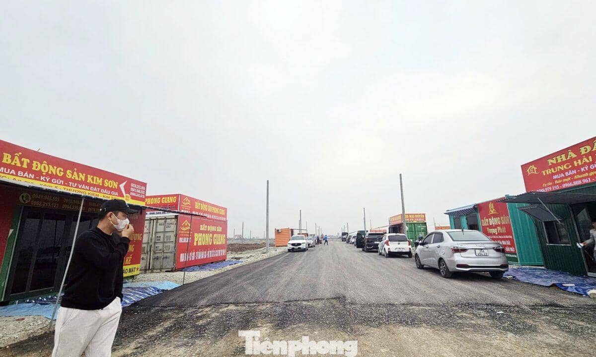 Đấu giá đất vùng quê: Giá 'bị đẩy' lên cao gấp 3 lần giá khởi điểm