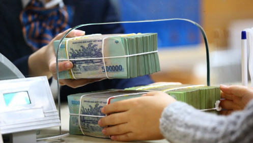 Đèn vàng với tăng trưởng tín dụng