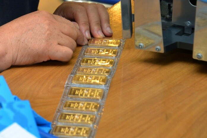 Sáng 9-12, giá vàng miếng SJC, vàng nhẫn đồng loạt giảm